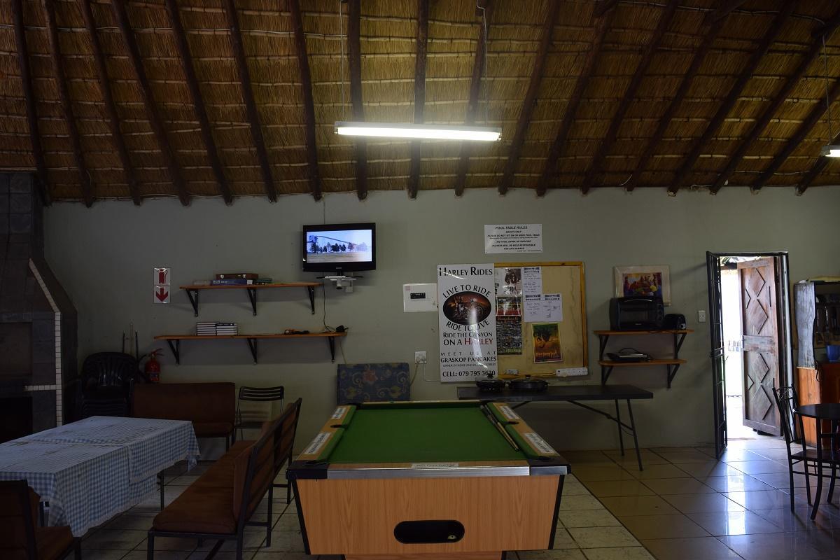 Sheri'S Lodge & Backpackers 格拉斯科普 外观 照片
